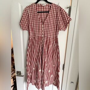 Madewell Gingham Button-Front Dress with Daisy Embroidery